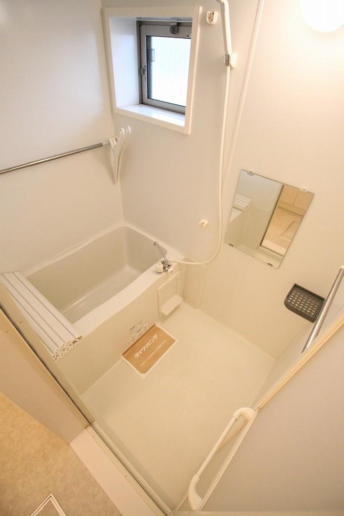 エスポワール西明石の浴室|※お部屋により仕様が異なる場合があります。