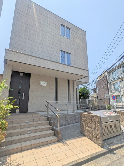 世田谷区代沢２丁目の賃貸マンションの外観|耐震構造の旭化成へーベルメゾン