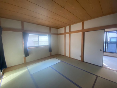 【和室】 | 浅香山町３丁　中古戸建 | 明るい和室です