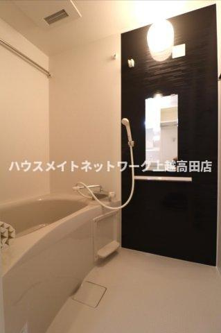 ナゴミエル/エミアス ナゴミエルの浴室|追焚機能付