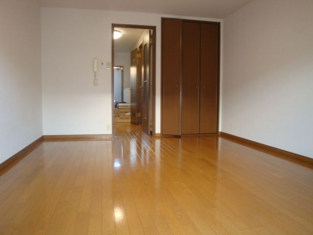 ハイムSの居間・リビング