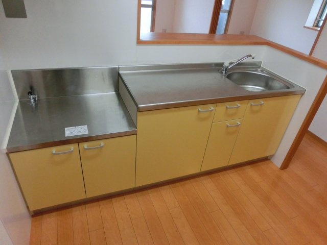 久留米市篠山町の賃貸マンションのキッチン|同タイプの別室になります。