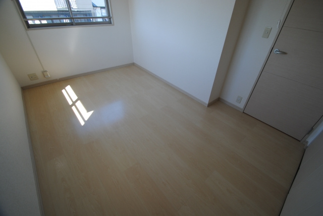 グランドゥールの洋室|内装イメージ：同物件別室