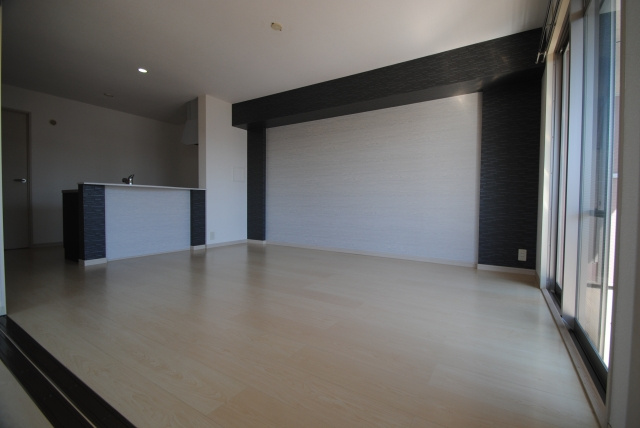 グランドゥールの居間・リビング|内装イメージ：同物件別室