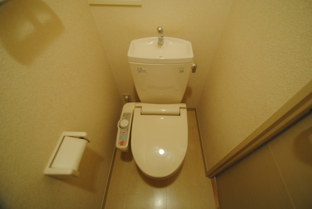 グランドゥールのトイレ|内装イメージ：同物件別室