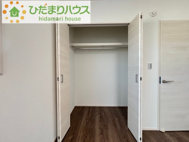 熊谷市石原　第4期　分譲一戸建て　ワイウッドコート　04の収納|お子様グッズを片付けるのにも、困りませんね！