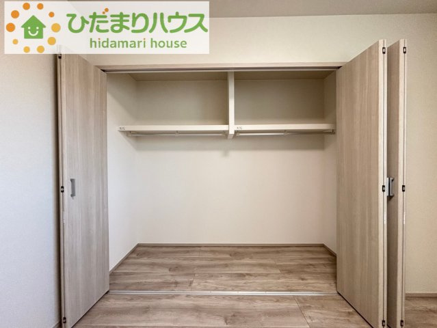 熊谷市石原　第4期　分譲一戸建て　ワイウッドコート　07の収納|全室にクローゼットが付いていて、お部屋の住空間もスッキリ広々つかえます!(^^)!				
