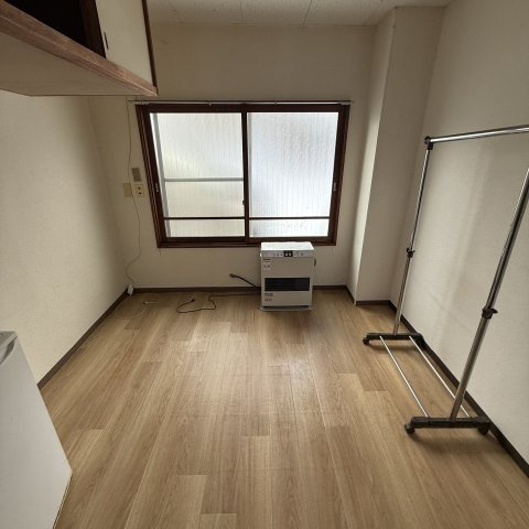 グリーンハイツＥＭＵ２の居間・リビング