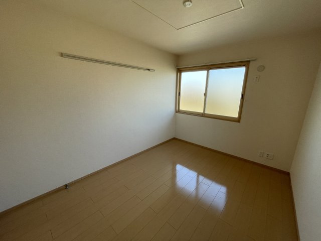 パークハイム柊山の内装|別部屋同一間取りのお写真となります。
