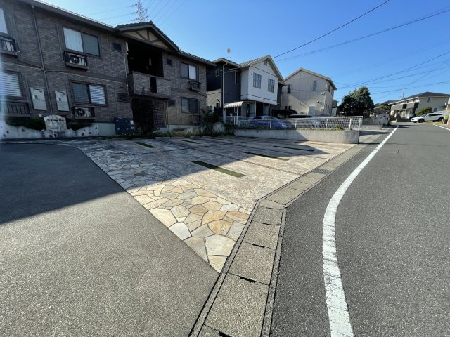パークハイム柊山の駐車場