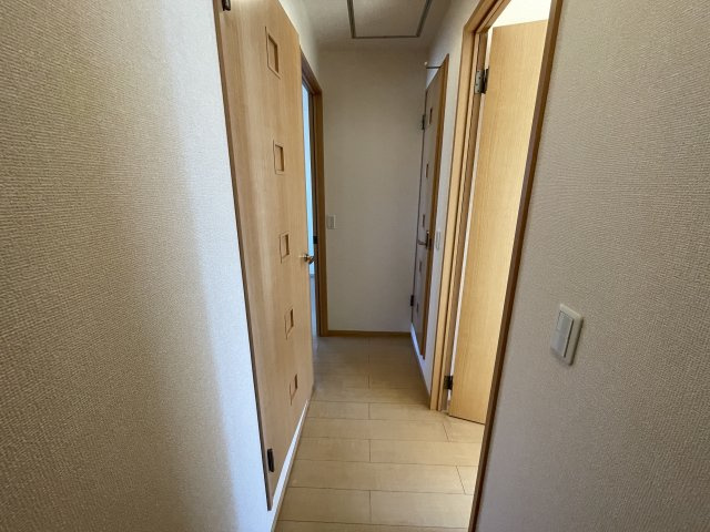 パークハイム柊山の玄関|別部屋同一間取りのお写真となります。