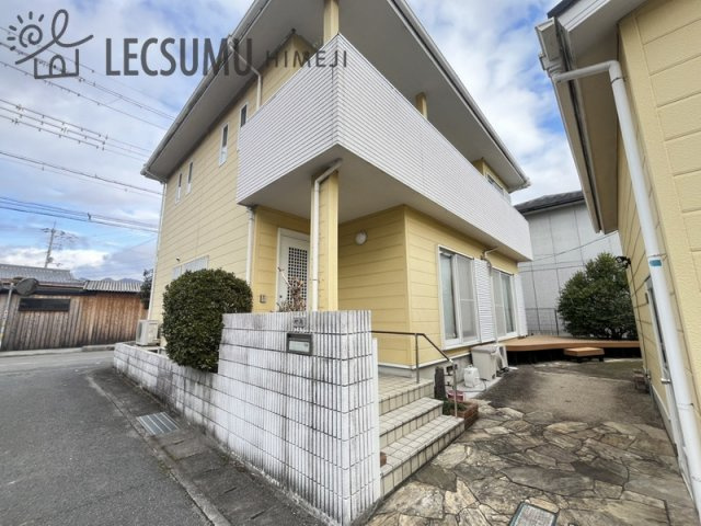 姫路市夢前町前之庄/中古戸建の駐車場