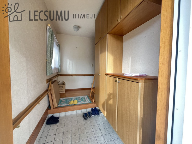 姫路市夢前町前之庄/中古戸建の玄関
