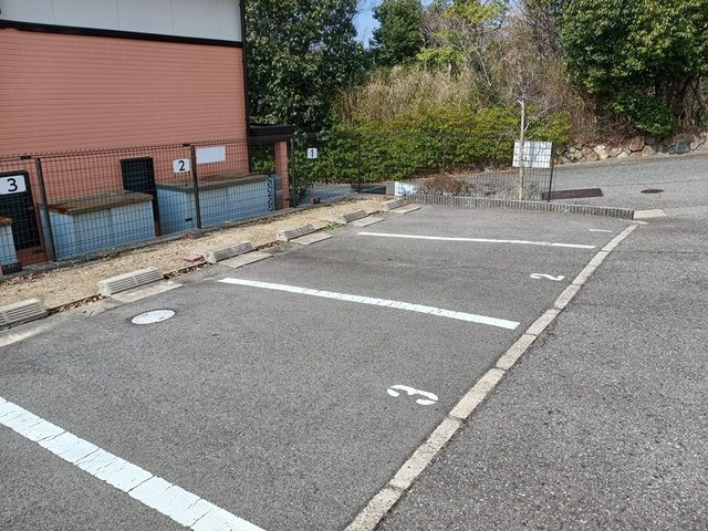 CASA　VISTAの駐車場