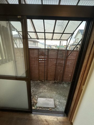 【庭】 | 小野　中古戸建 | 四季を感じられる庭があります♪ガーデニングや家庭菜園のスペースとしても◎
