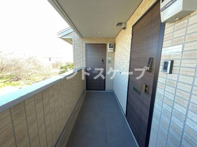 Ｈａｎａ Ｓａｋｕのエントランス|高崎、前橋エリアのお部屋探しはエンドスケープまで！お客様の理想お聞かせ下さい♪