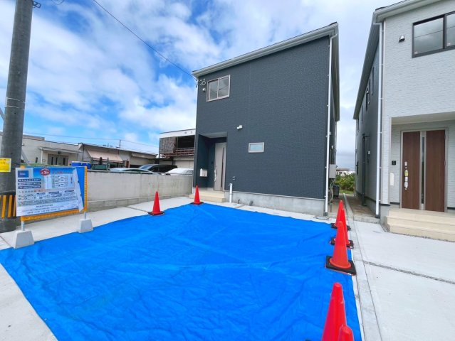 うるま市前原　第3　1号棟の駐車場|駐車並列2台可能