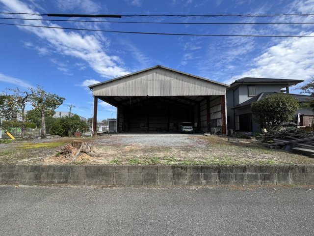 北新田売土地（倉庫付き）の外観