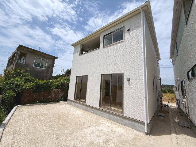 うるま市前原　第3　3号棟の外観