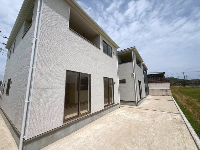 うるま市前原　第3　3号棟の外観