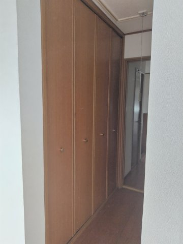 南東道路×全室6帖以上・収納豊富な間取りの収納|２階西側洋室