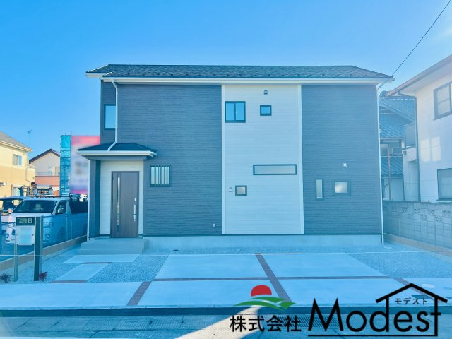 高崎市京目町の外観|年中無休で平日の仕事終わり夜２０時まで受付可能です。
事前のご予約がオススメです。お気軽にお問い合わせください。
