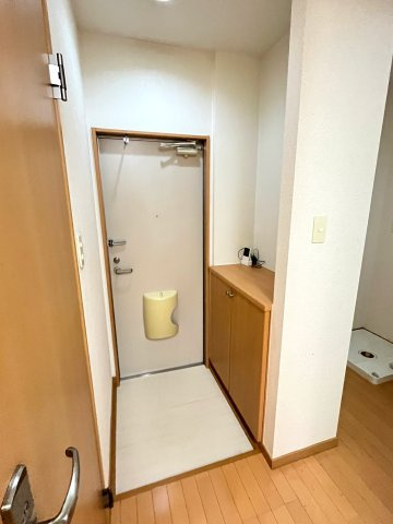 コーポ・エルの玄関