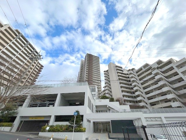 【外観】 | グランオーパスC棟 | 外観も気になるポイント