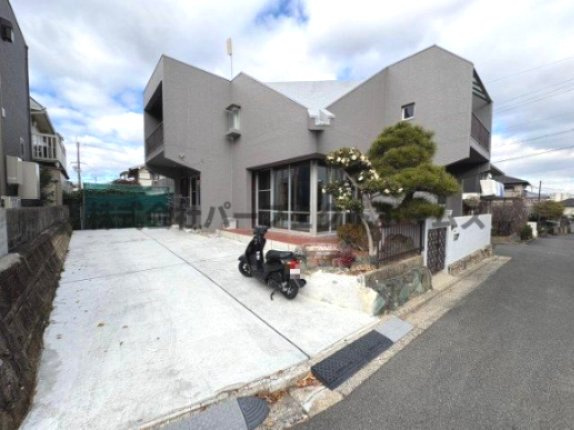 エレファント ハウスの外観|落ち着いた雰囲気の外観です