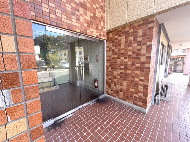 サニースクエアのエントランス