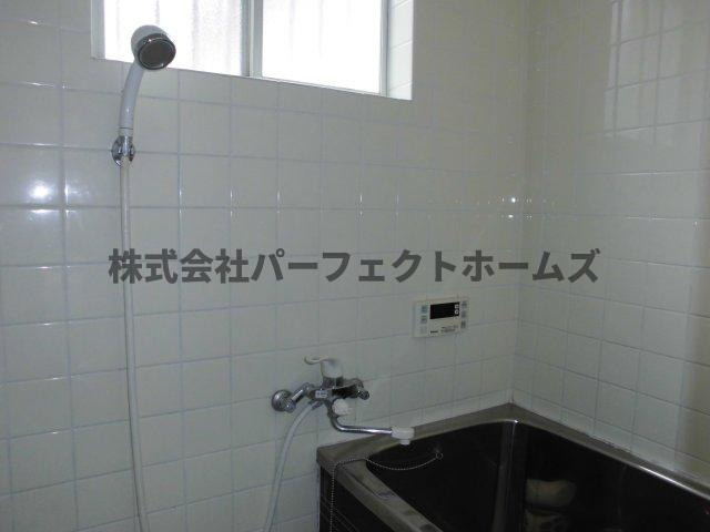 土井ハウスの浴室|日々の疲れを癒すお風呂付です