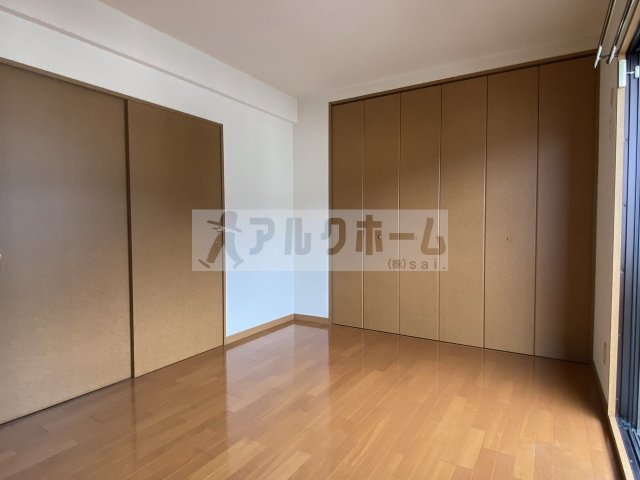 グランルージュの洋室