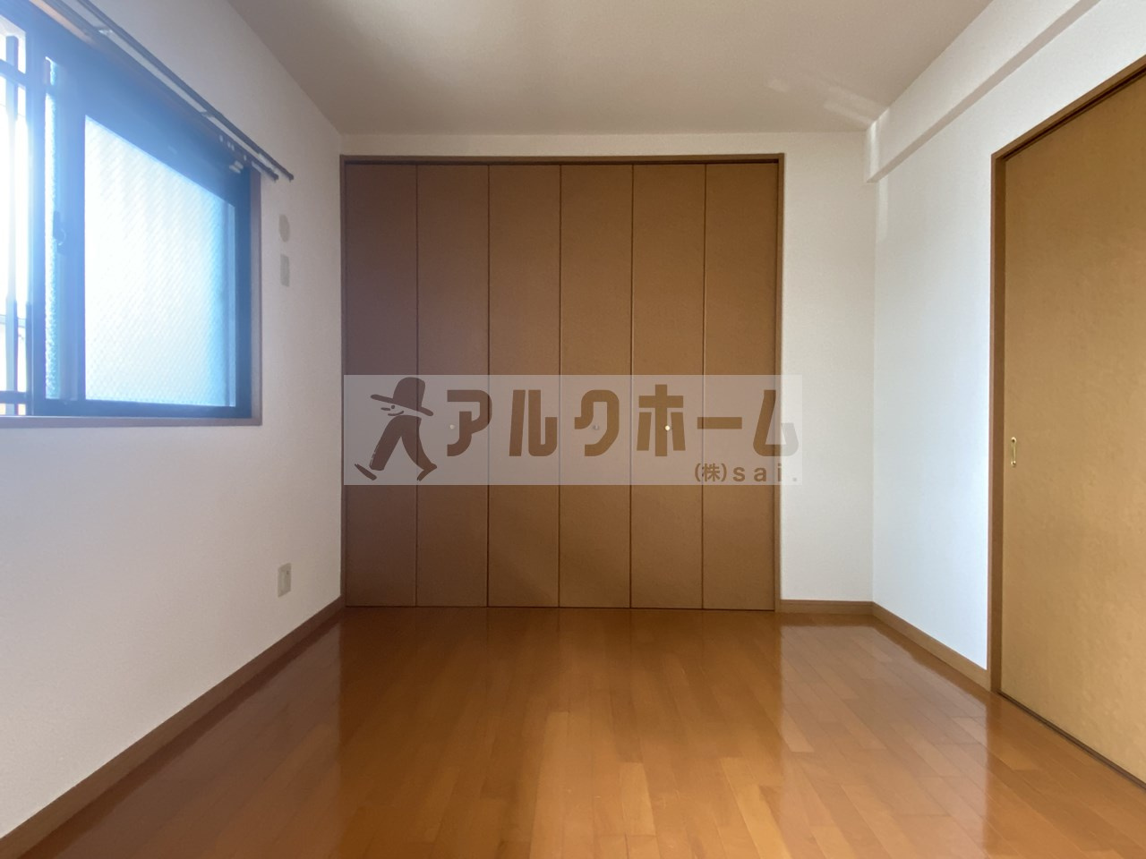 グランルージュの洋室