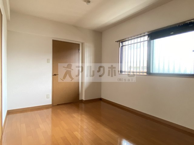 グランルージュの洋室