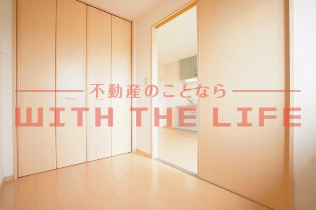 ミカハウスⅡ【10，000円キャッシュバック対象物件】の洋室|使い勝手のいい洋室です