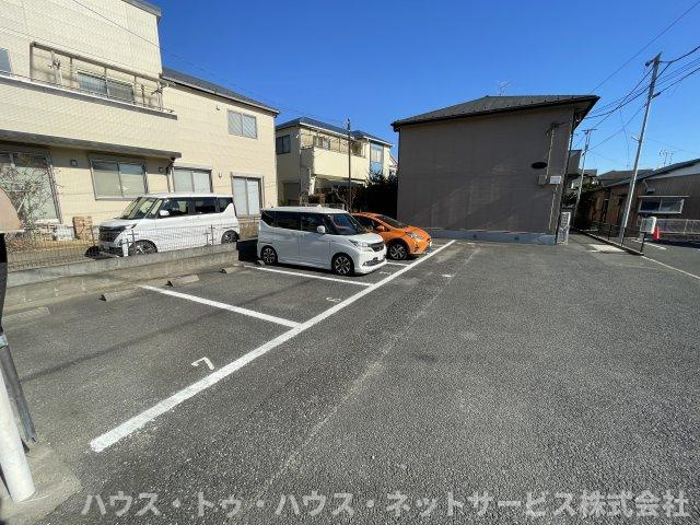 グリーンパーク豊四季の駐車場