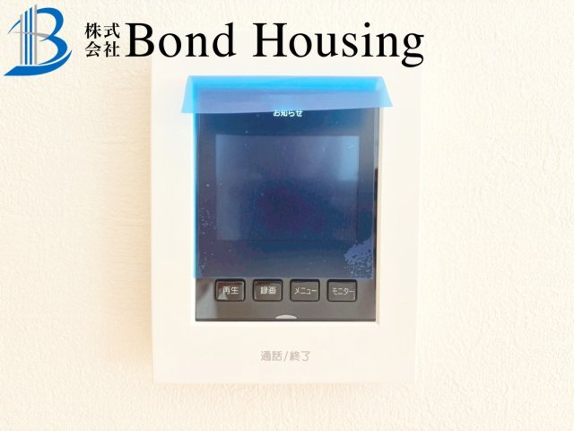 お車並列2台駐車可・収納豊富・大久保町高丘全２棟2号棟の防犯設備