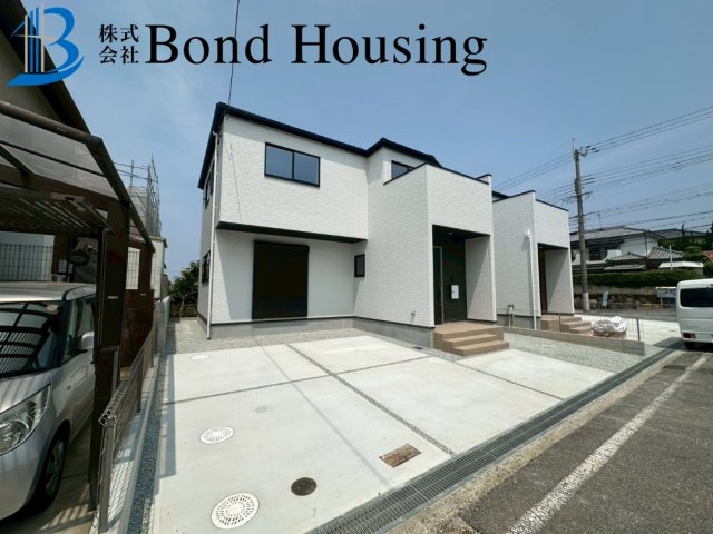 お車並列2台駐車可・収納豊富・大久保町高丘全２棟2号棟のその他