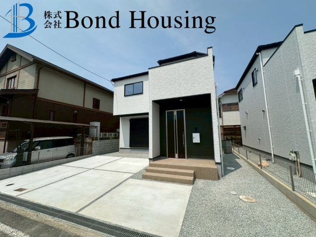 お車並列2台駐車可・収納豊富・大久保町高丘全２棟2号棟のその他