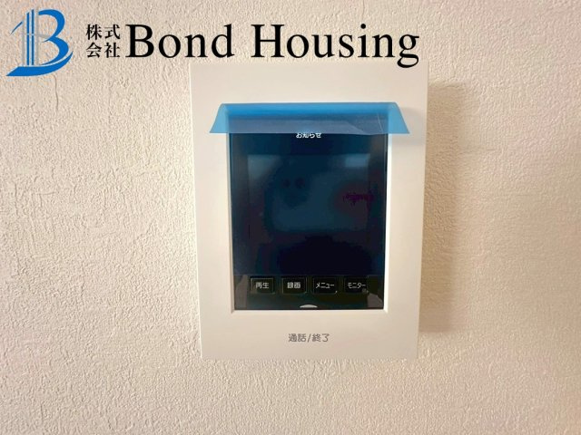 お車並列2台駐車可・収納豊富・大久保町高丘全２棟１号棟の防犯設備