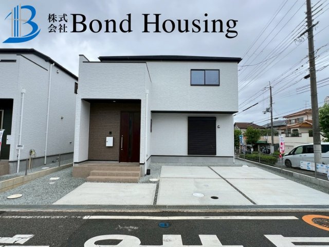 お車並列2台駐車可・収納豊富・大久保町高丘全２棟１号棟の外観