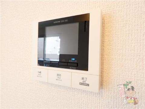 クレール　Ｄのセキュリティ|カメラ付インターホン