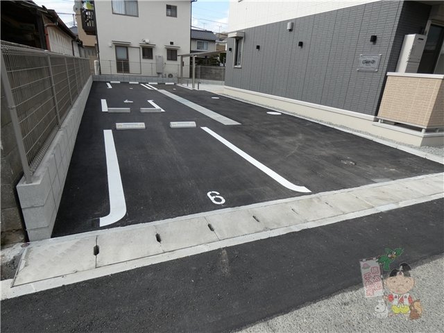 クレール　Ｄの駐車場