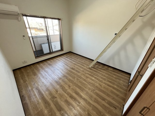 セントポリア衣摺の洋室