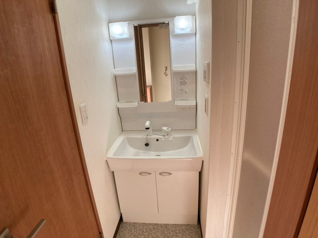 セントポリア衣摺の独立洗面台