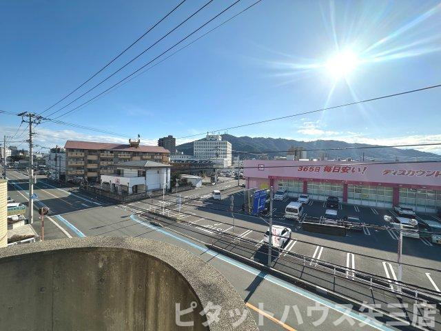 徳島市北佐古一番町の賃貸マンションの展望