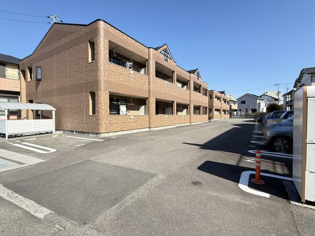 グランディール・城山Ⅱの外観