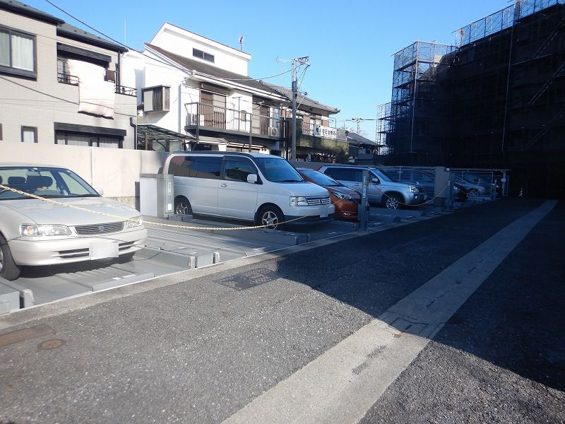 ウインベルコーラス浮間公園の駐車場