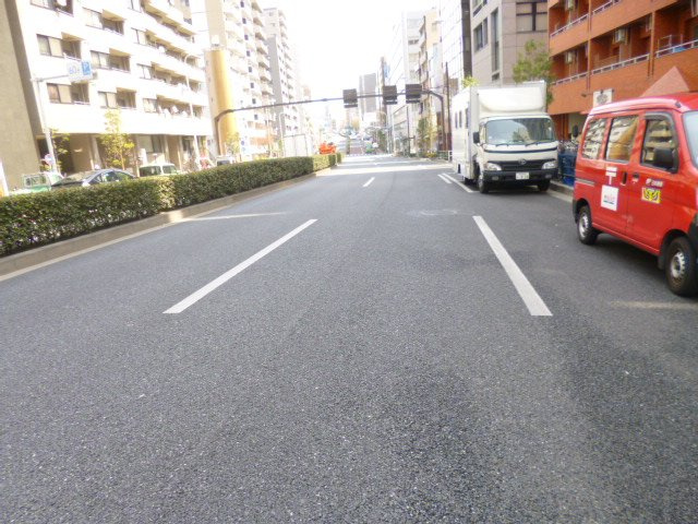 新宿アインスタワーの周辺