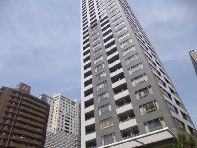 新宿アインスタワーの外観